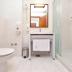 扎达尔酒店