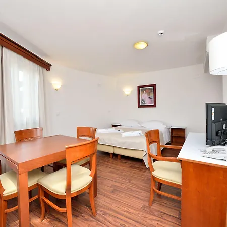 Hotel Hotel Zadar 4*