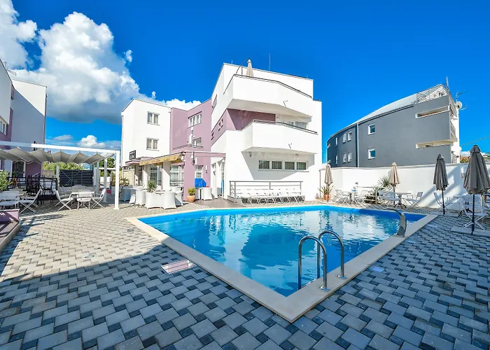 Hotel Zadar Задар