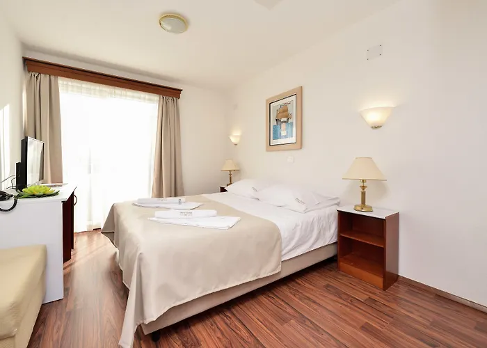 Hotel Zadar Отель Задар