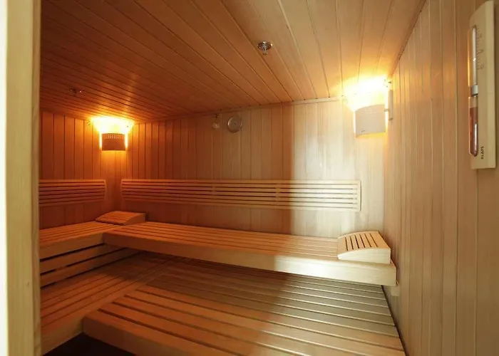 Hotel Zadar Отель 4*