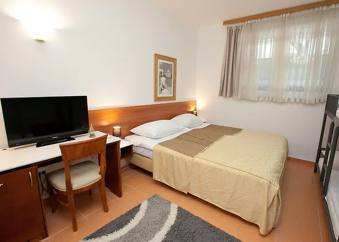 Hotel Zadar Отель Задар