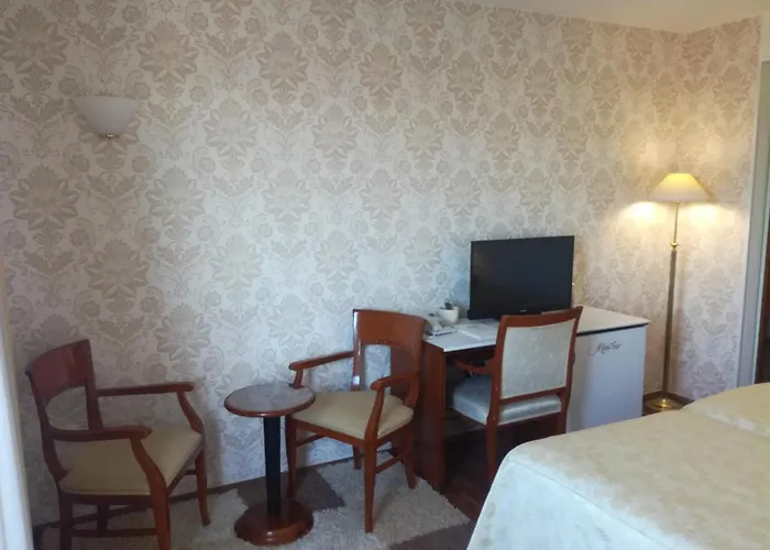 Hotel Zadar 4* Задар