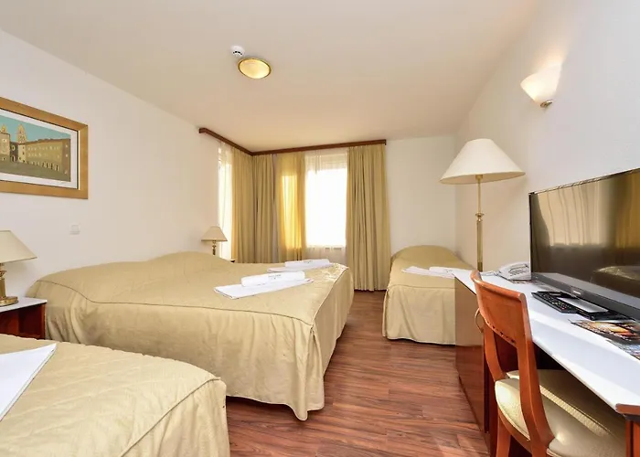 Hotel Zadar Задар